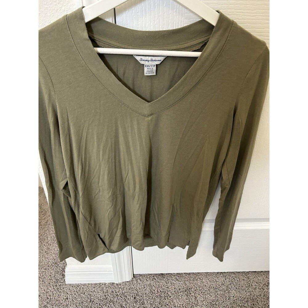 Tommy Bahama Long Sleeve Top Womens XXS Olive Green V Neck Comfort Soft Stretch